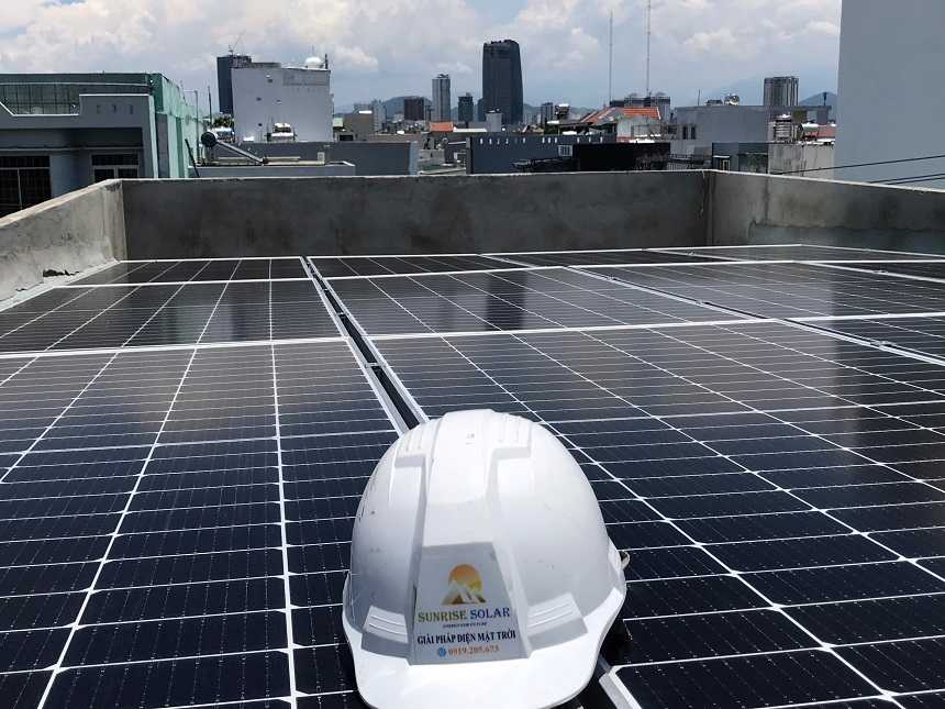 Hệ thống điện mặt trời 5,3 kWp nh&agrave; ch&uacute; Th&agrave;nh, 58 Kh&uacute;c Hạo, Sơn Tr&agrave;