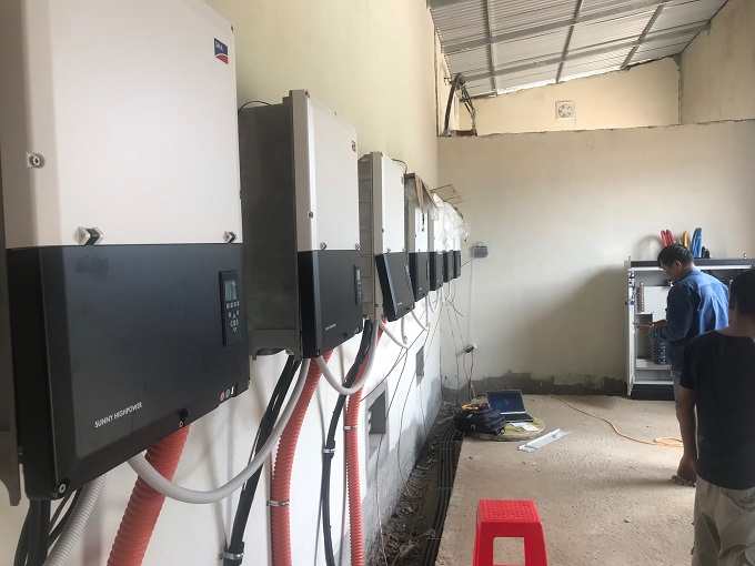 Inverter-SMA-75-kWp-trong-hệ-thống-điện-mặt-trời-700kWp-tại-T&acirc;y-Ninh